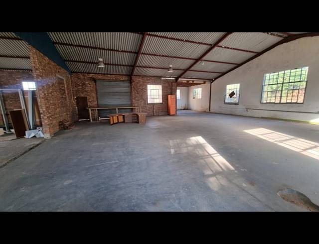 INDUSTRIAL PROPERTY TO RENT IN MERRIVALE